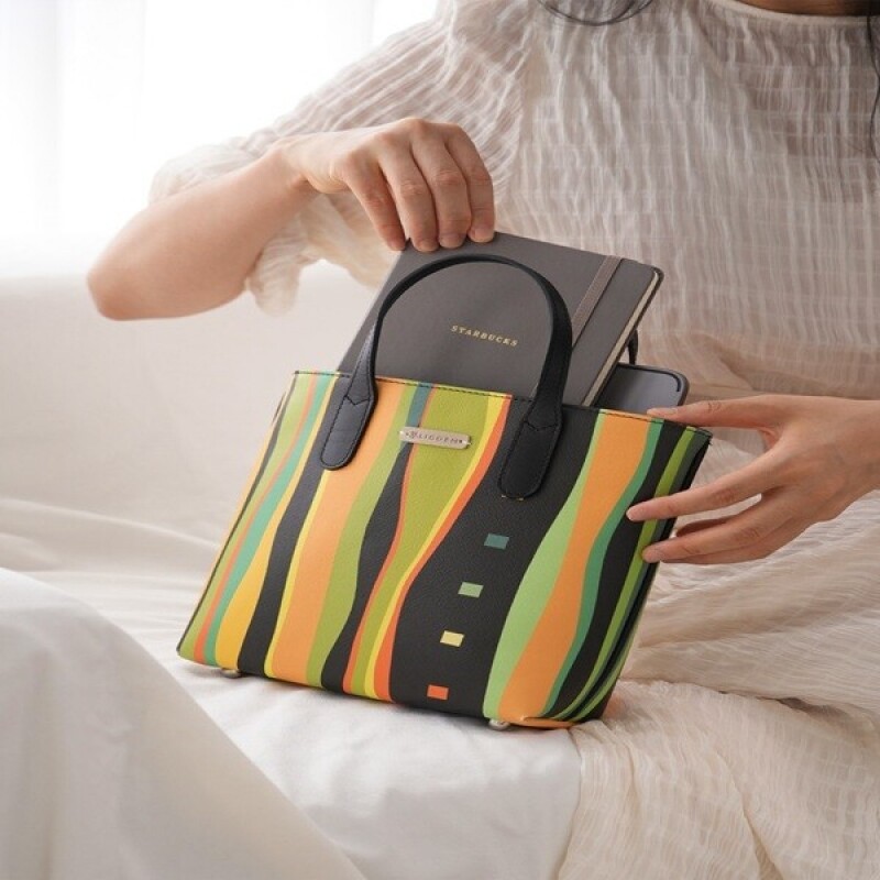 가방,클러치, 강릉자수, 핸드메이드,린넨, 파우치, 자수 클러치, 클러치, 파우치백, 리고엠, 미니 파우치, 토트백, 강릉바다의 일출, 강릉바다의 물결, 해송숲길, 경포대의 벚꽃, 여자가방, 동전지갑