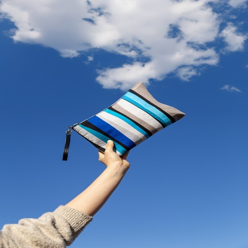 가방,클러치, 강릉자수, 핸드메이드,린넨, 파우치, 자수 클러치, 클러치, 파우치백, 리고엠, 미니 파우치, 토트백, 강릉바다의 일출, 강릉바다의 물결, 해송숲길, 경포대의 벚꽃, 여자가방, 동전지갑